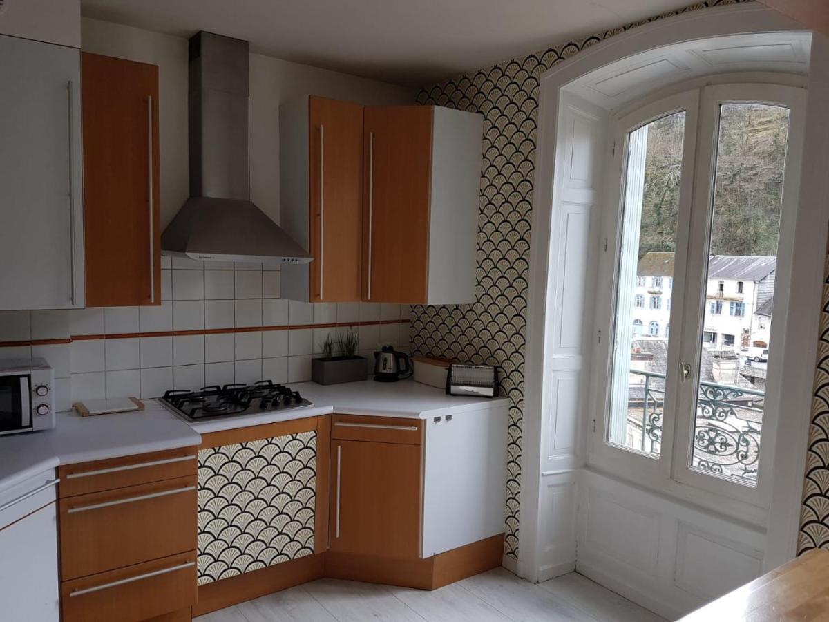 Tulle : Bel Appartement Lumineux En Centre Ville Esterno foto