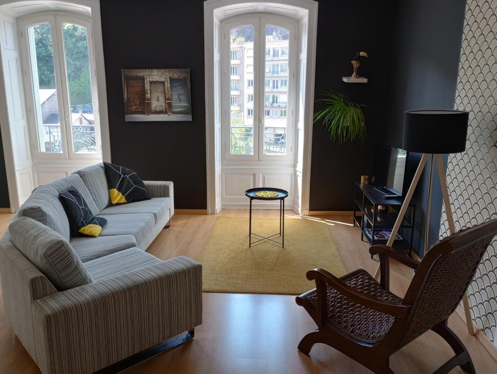 Tulle : Bel Appartement Lumineux En Centre Ville Esterno foto
